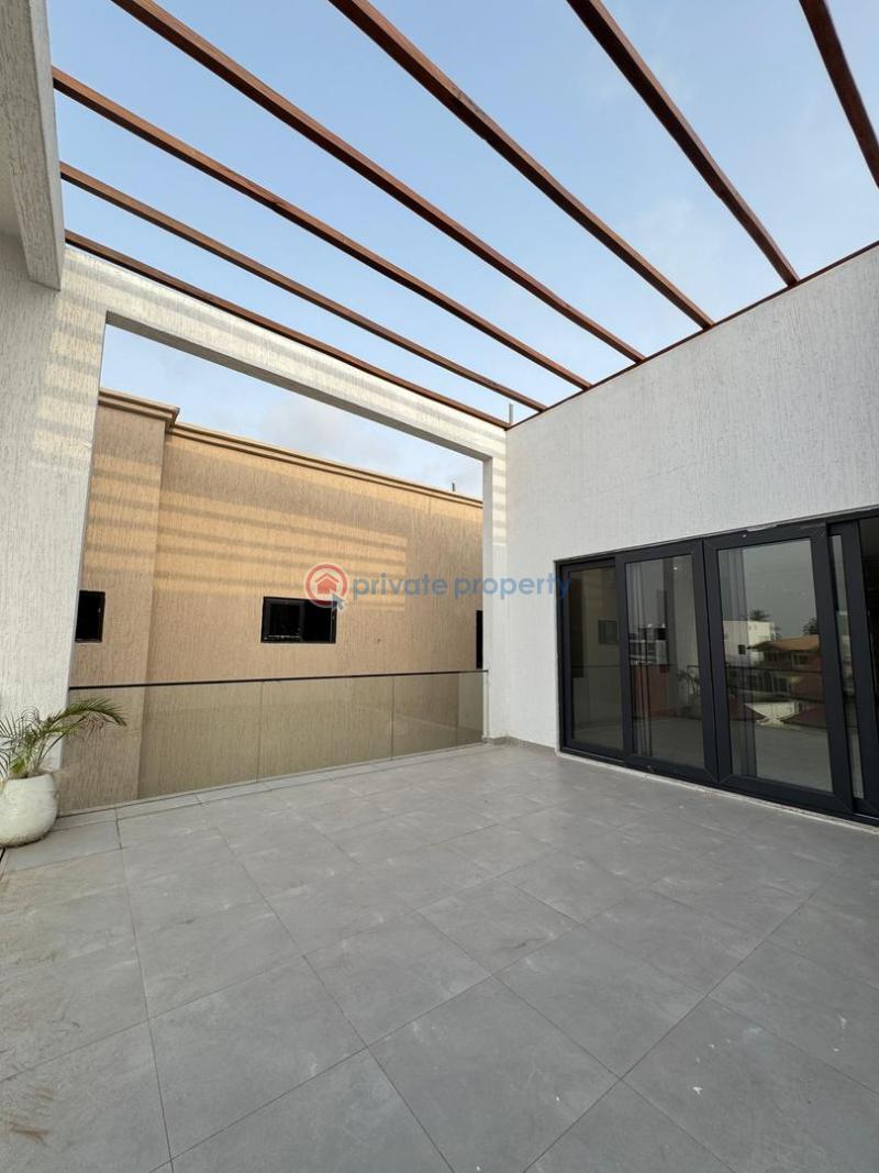 5 bedroom House For Sale American House East Legon Accra - 2