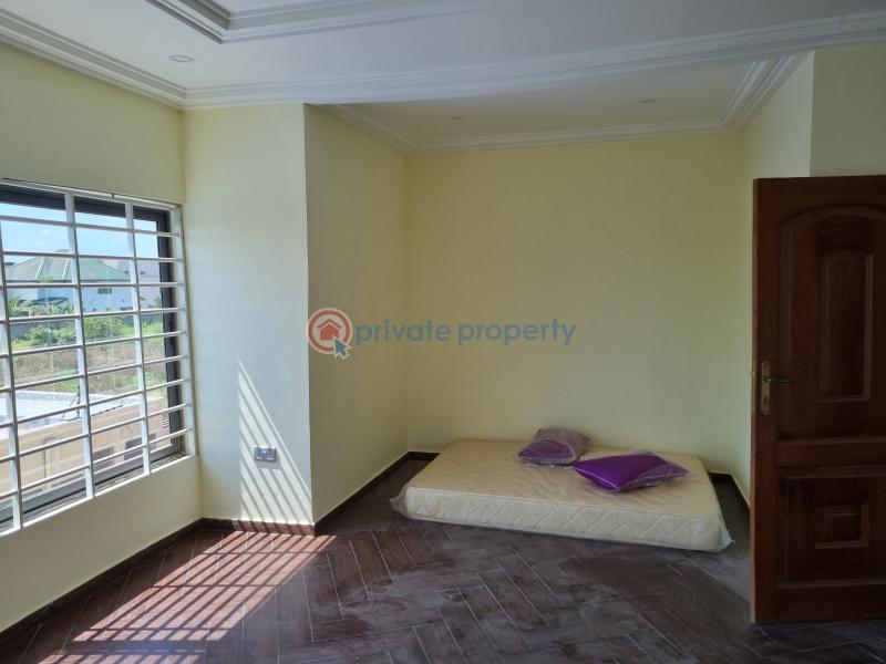 5 bedroom House For Sale Hfc Estate, Near The Police Station comm 25 Tema Accra - 22
