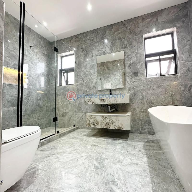 5 bedroom House For Sale Botwe School Junction School Junction East Legon Accra - 8