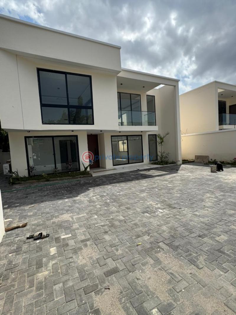 4 bedroom House For Sale Cantonments Accra - 2