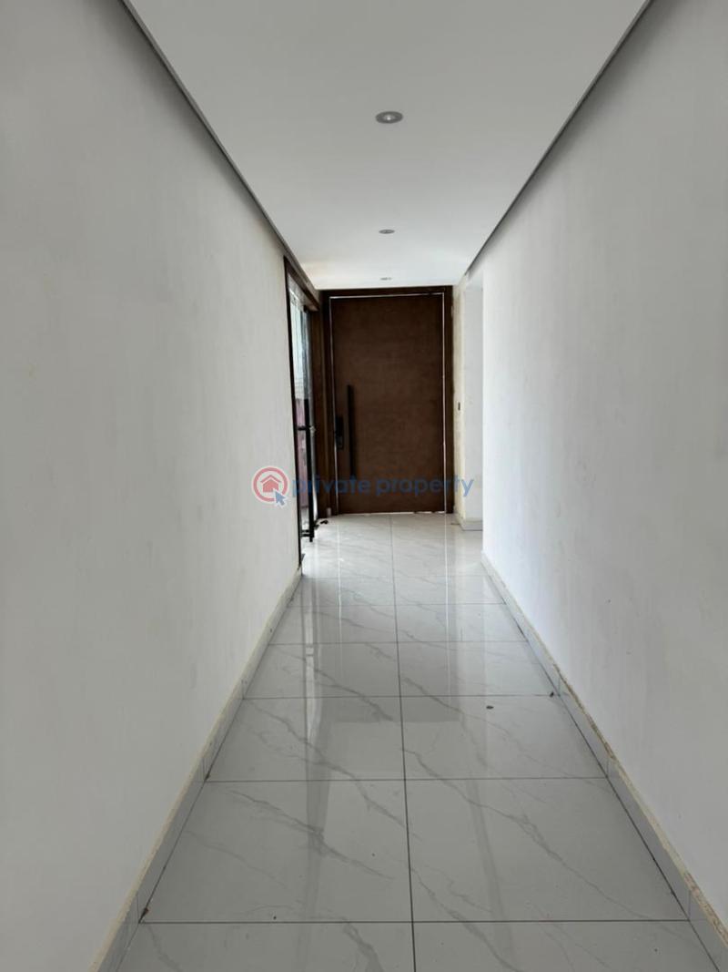 4 bedroom House For Sale Cantonments Accra - 6