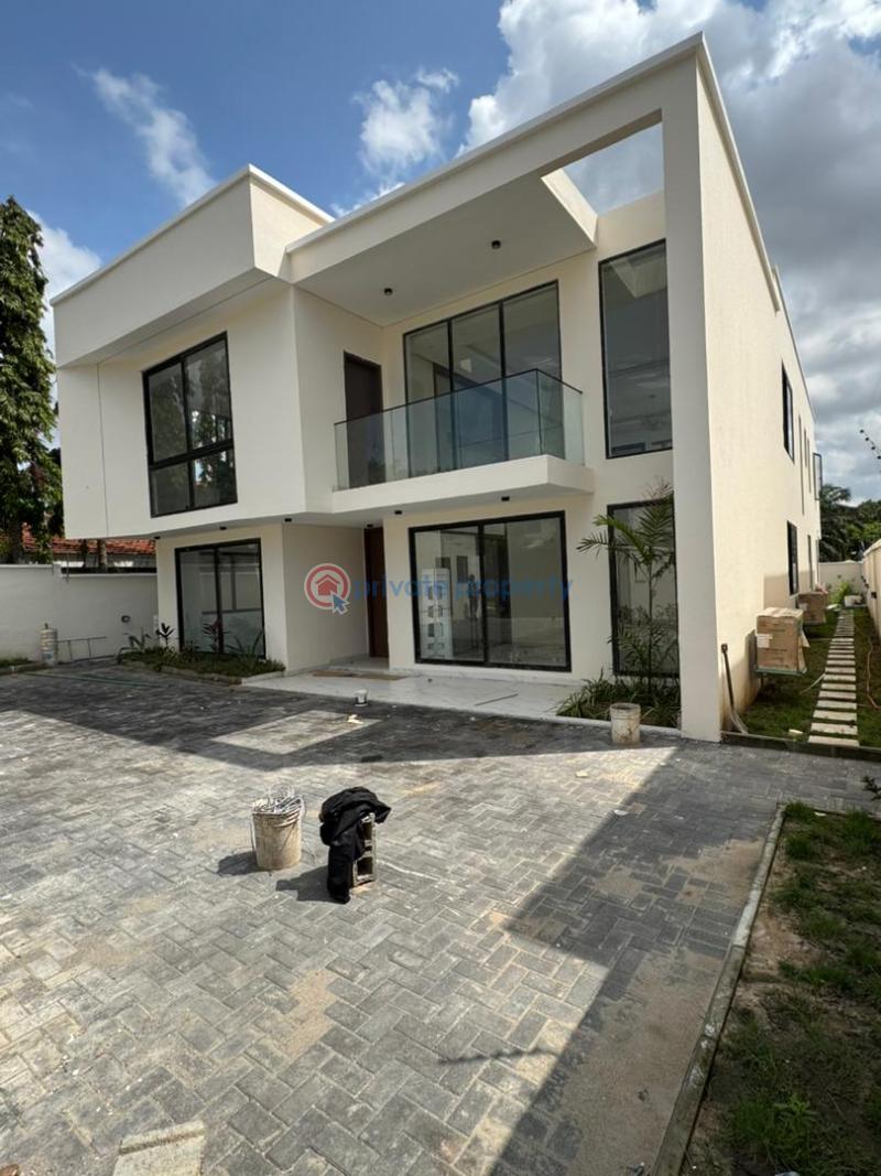 4 bedroom House For Sale Cantonments Accra - 1