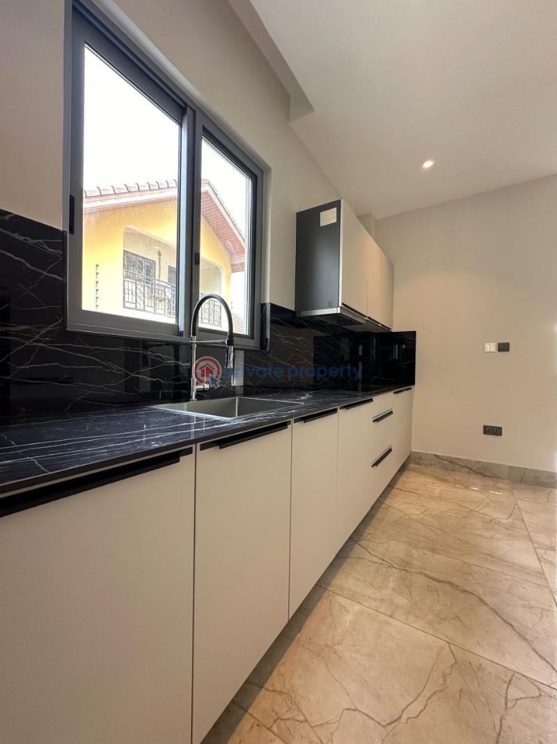 5 bedroom House For Sale Lagos Avenue East Legon Accra - 5