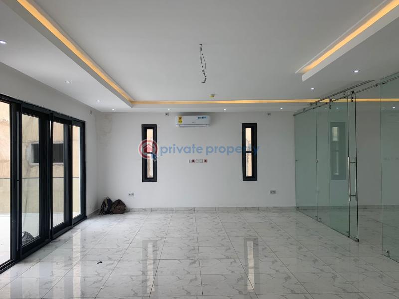 5 bedroom House For Sale 69 Adjiringanor East Legon Accra - 14