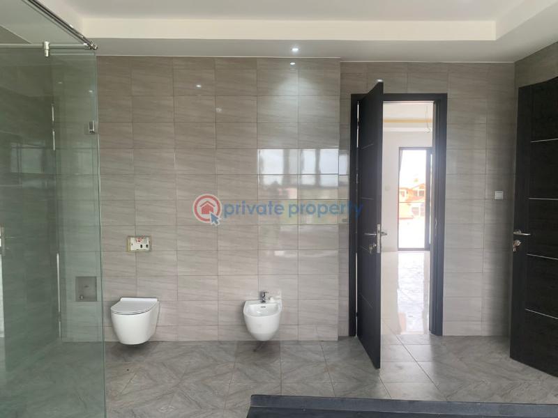 5 bedroom House For Sale 69 Adjiringanor East Legon Accra - 13