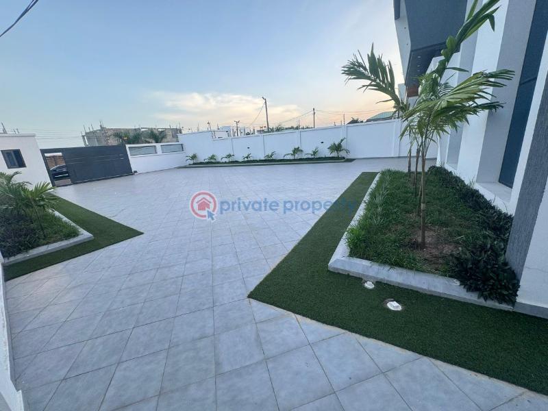 5 bedroom House For Sale East Legon Accra - 2
