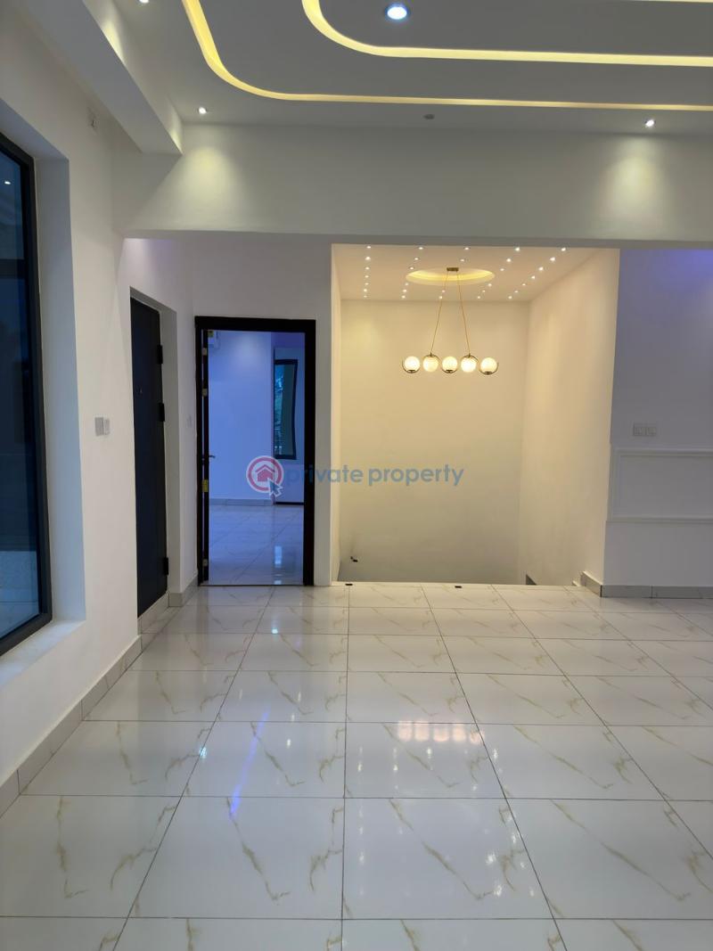5 bedroom House For Sale Com 3 Lakeside Estates. Adenta Municipal Accra - 8