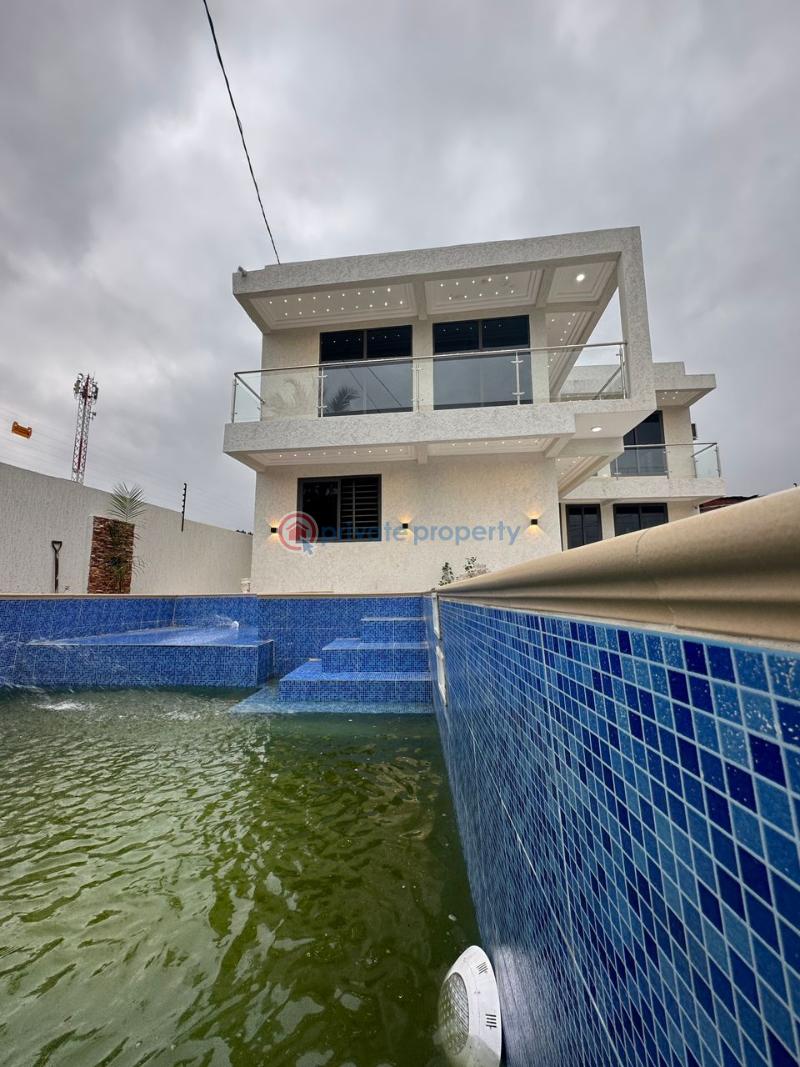 5 bedroom House For Sale Com 3 Lakeside Estates. Adenta Municipal Accra - 1