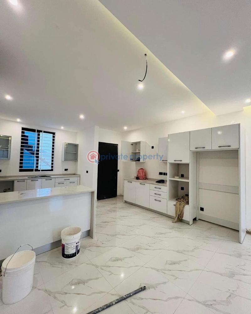 5 bedroom House For Sale Ashaley Botwe School Junction East Legon Accra - 8