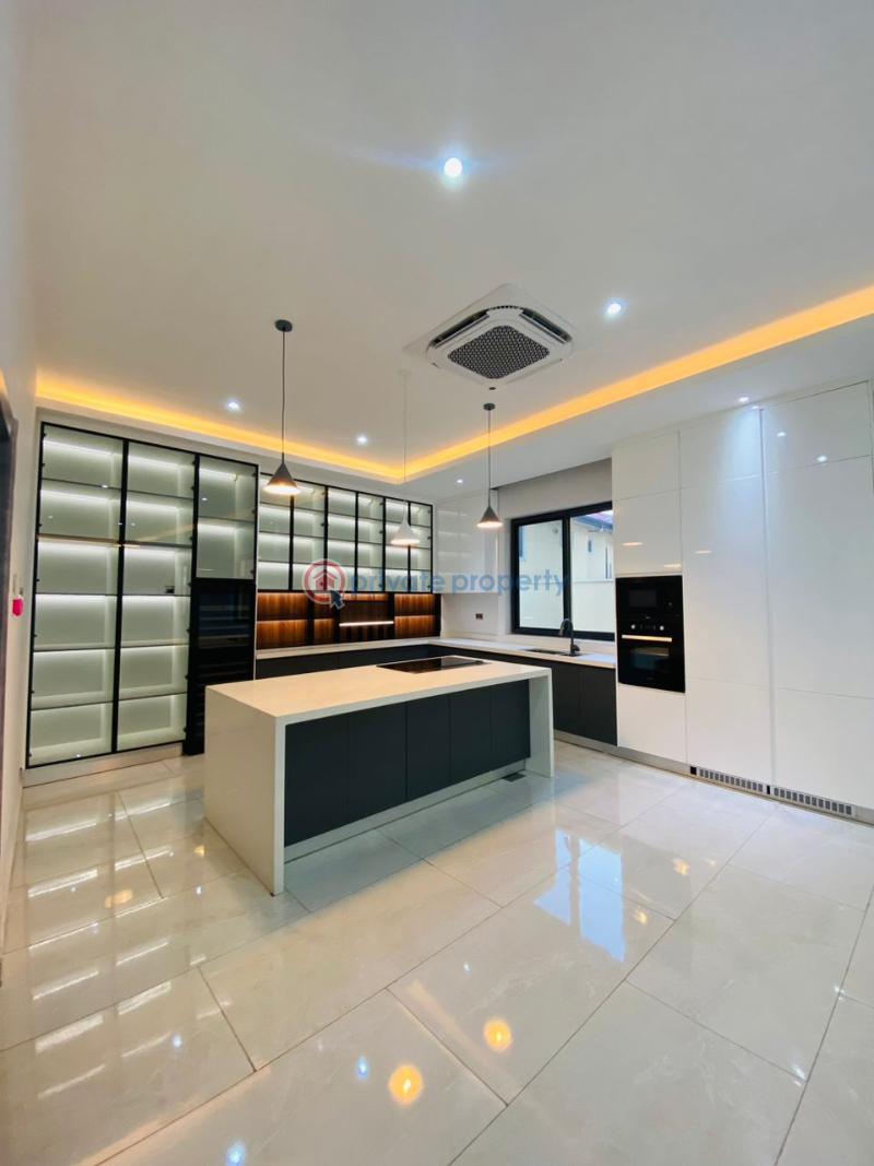 5 bedroom House For Sale East Legon Accra - 3