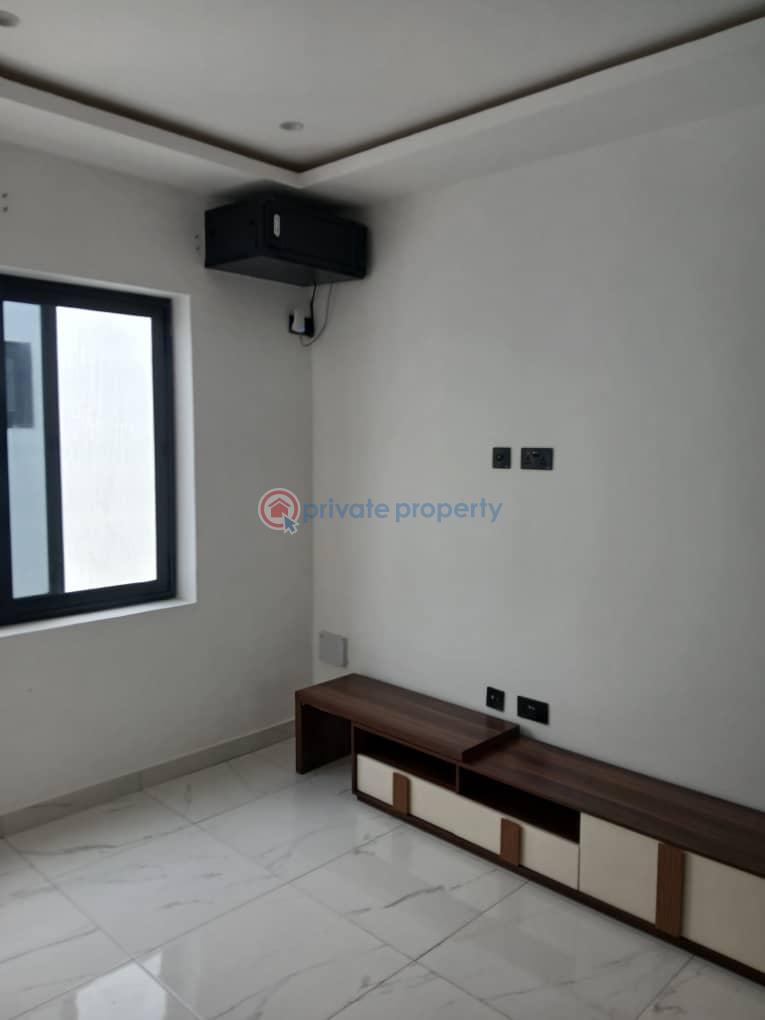 5 bedroom House For Sale Mannet Area Spintex Road Accra - 17