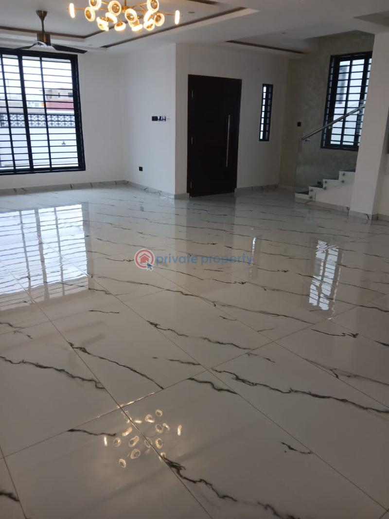5 bedroom House For Sale Mannet Area Spintex Road Accra - 12