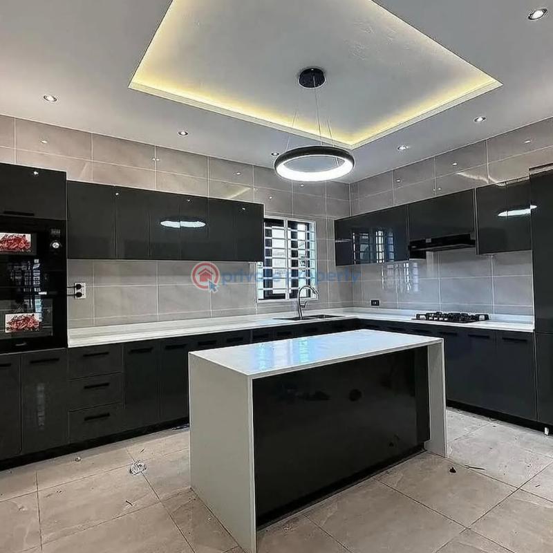 5 bedroom House For Sale East Legon Hills Accra - 6