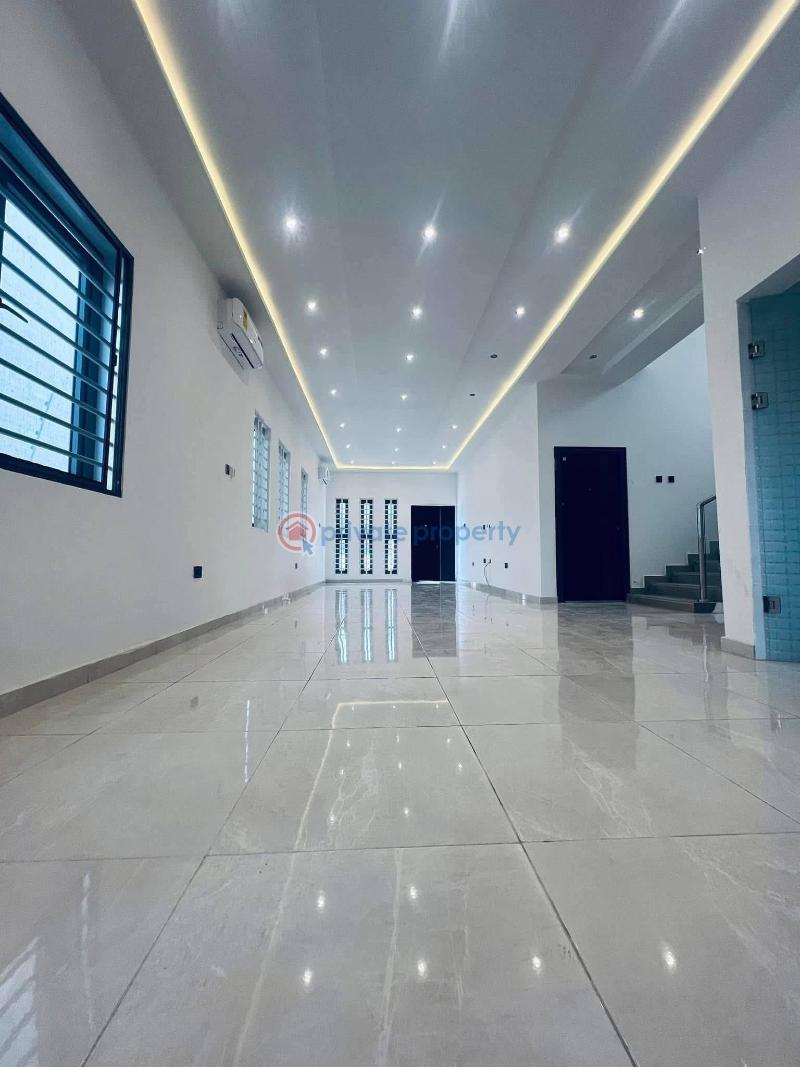 5 bedroom House For Sale Ogbojo East Legon Accra - 2