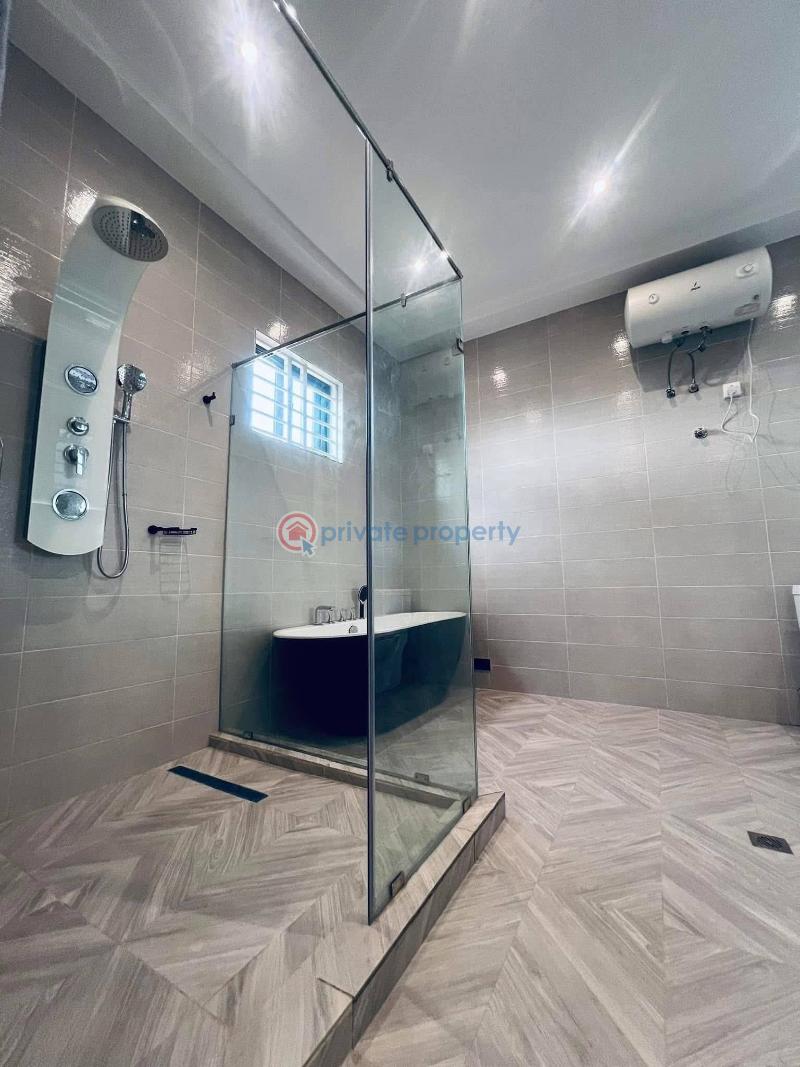 5 bedroom House For Sale Ogbojo East Legon Accra - 11
