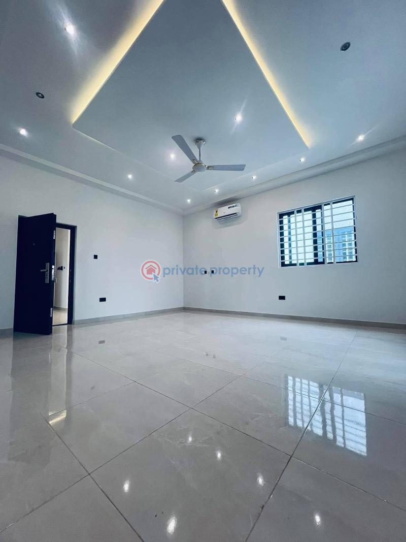 5 bedroom House For Sale Ogbojo East Legon Accra - 10