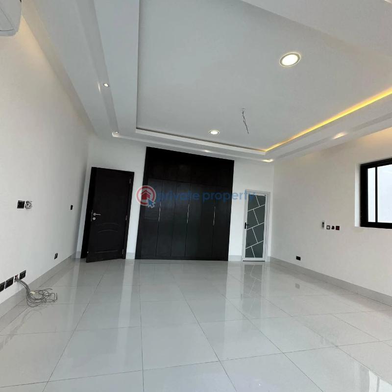 5 bedroom House For Sale Manet Spintex Spintex Accra - 3