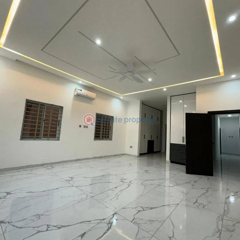 5 bedroom House For Sale Lakeside Estate Adenta Municipal Accra - 9