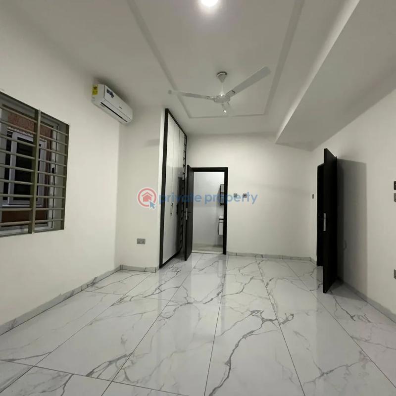 5 bedroom House For Sale Lakeside Estate Adenta Municipal Accra - 6