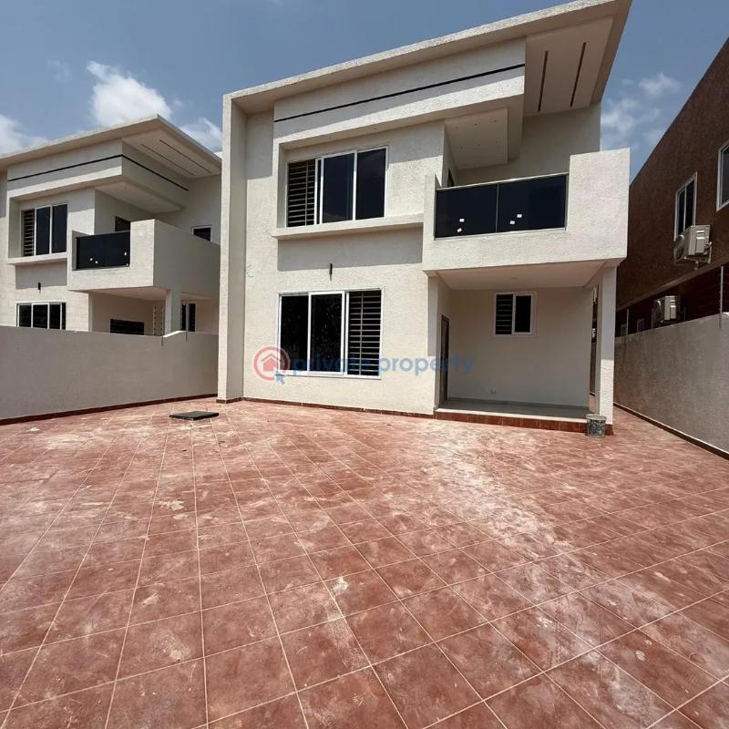 5 bedroom House For Sale Lakeside Estate Adenta Municipal Accra - 16