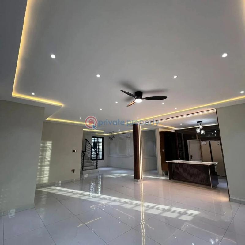 5 bedroom House For Sale Lakeside Estates. Adenta Municipal Accra - 5