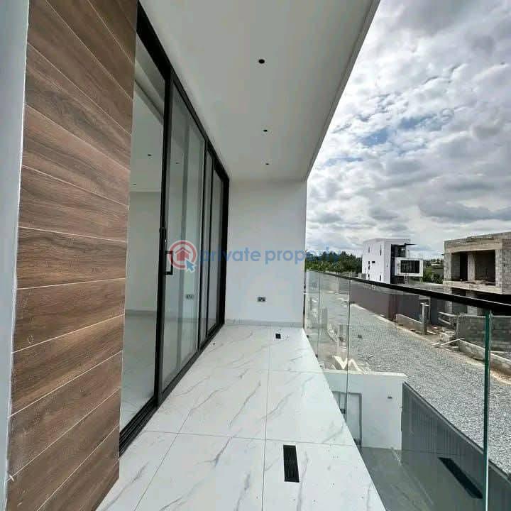 5 bedroom House For Sale Manet Spintex Accra - 7