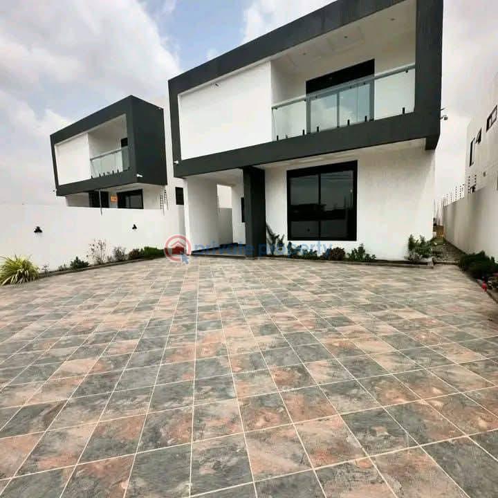5 bedroom House For Sale Manet Spintex Accra - 0