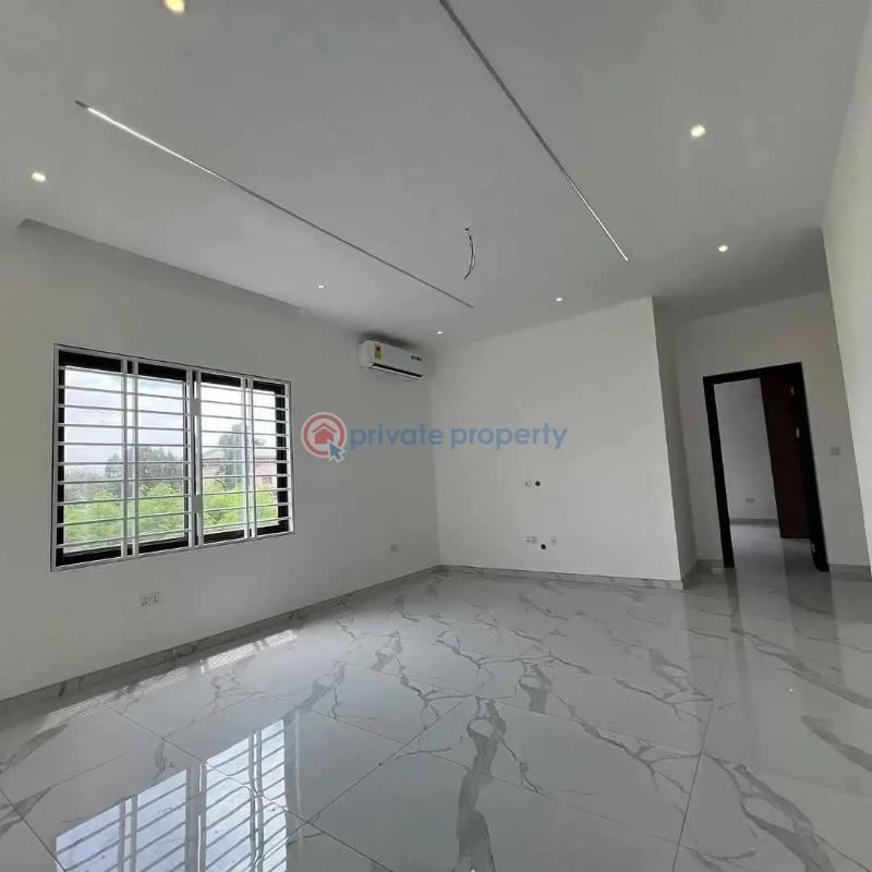 4 bedroom House For Sale Sakumono Spintex Accra - 7