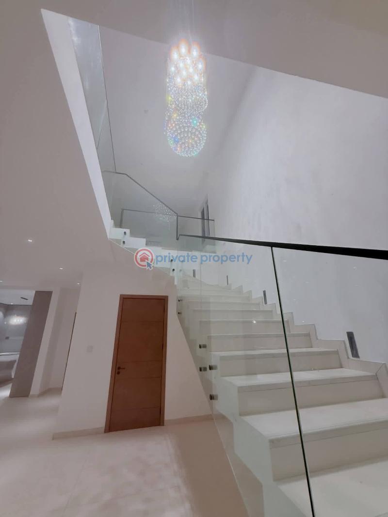 5 bedroom House For Sale Sakumono Spintex Accra - 5
