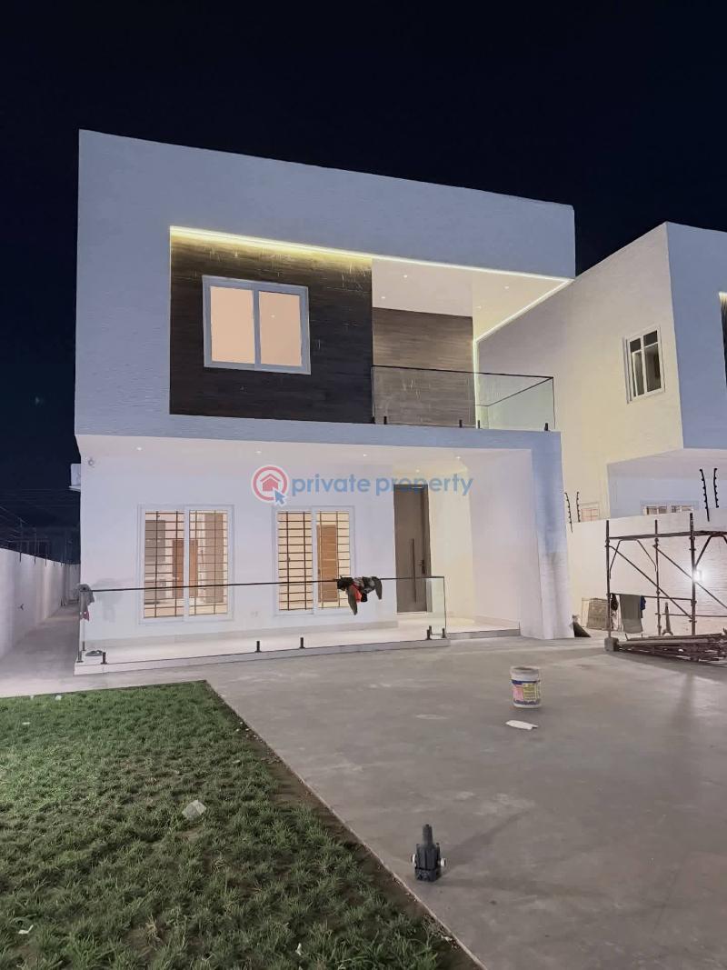 5 bedroom House For Sale Sakumono Spintex Accra - 0