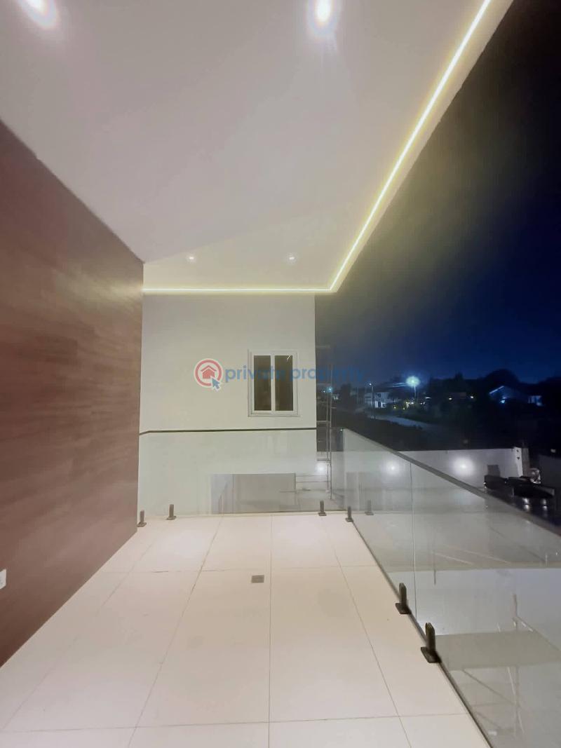 5 bedroom House For Sale Sakumono Spintex Accra - 11