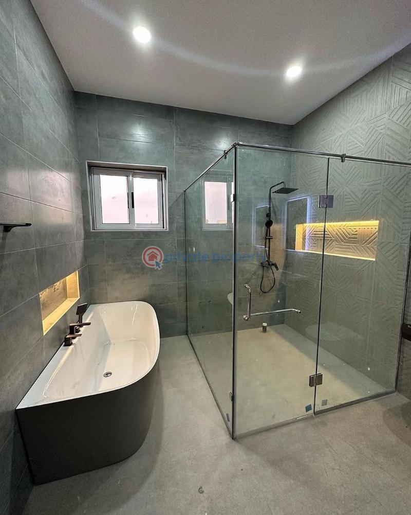 5 bedroom House For Sale Spintex Accra - 9