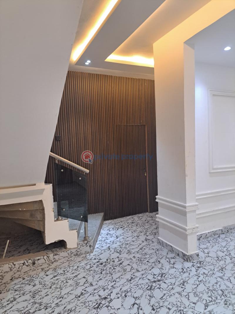 4 bedroom House For Sale Com 14 Lashibi Accra - 2