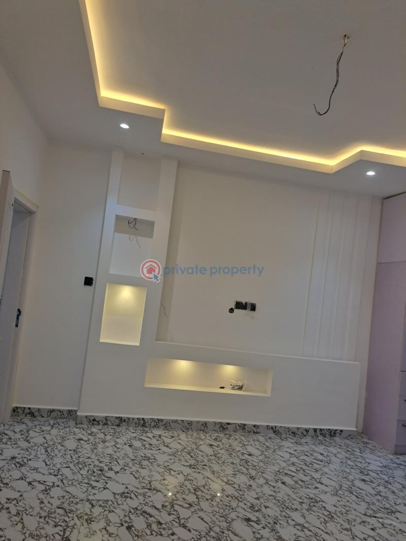4 bedroom House For Sale Com 14 Lashibi Accra - 16