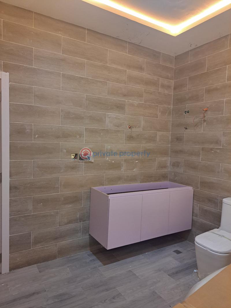4 bedroom House For Sale Com 14 Lashibi Accra - 12