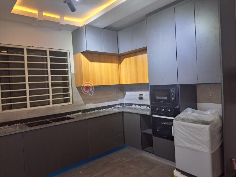 4 bedroom House For Sale Com 14 Lashibi Accra - 8