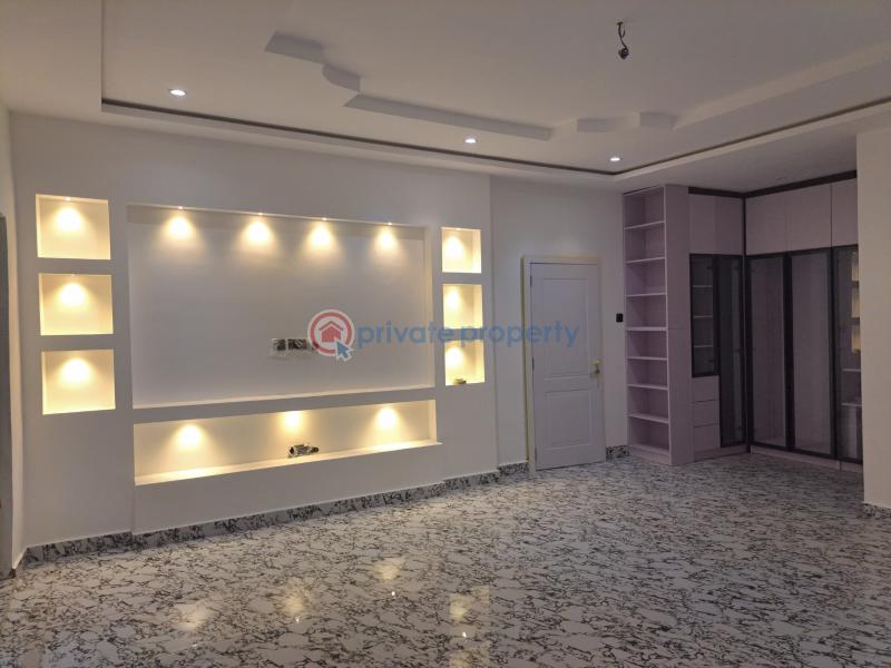 4 bedroom House For Sale Com 14 Lashibi Accra - 4