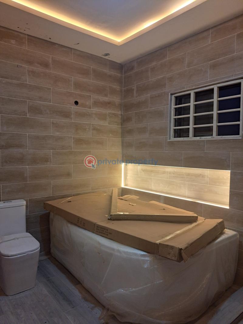 4 bedroom House For Sale Com 14 Lashibi Accra - 12