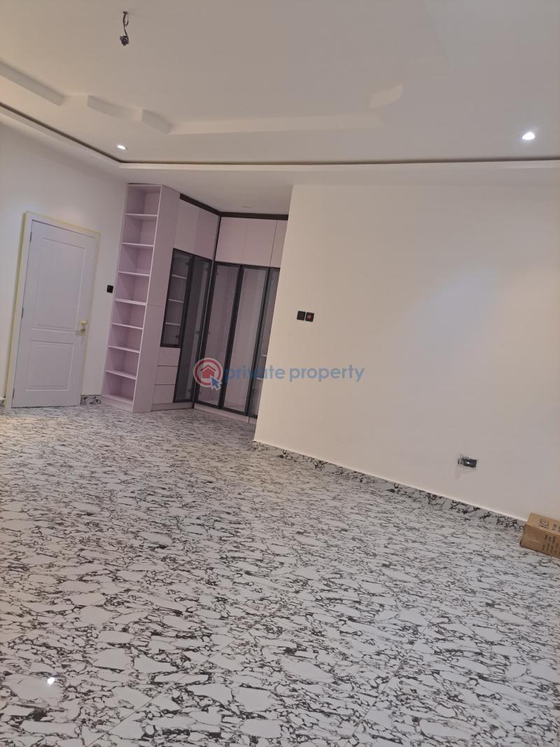 4 bedroom House For Sale Com 14 Lashibi Accra - 11