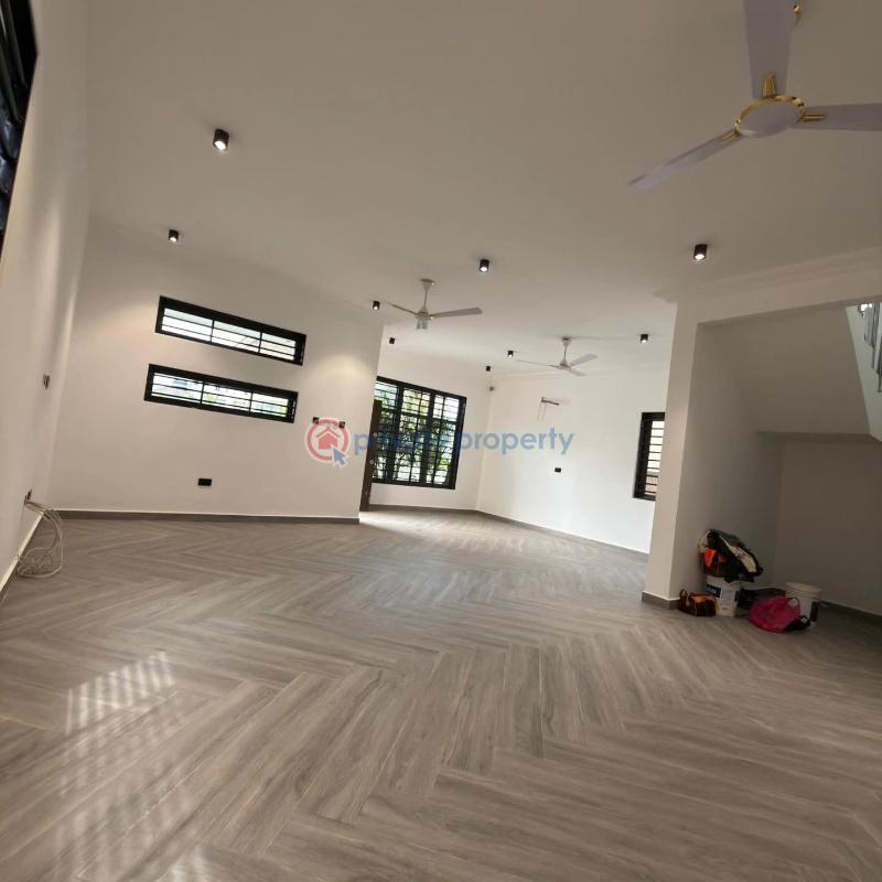 4 bedroom House For Sale Lakeside Estates. Adenta Municipal Accra - 1