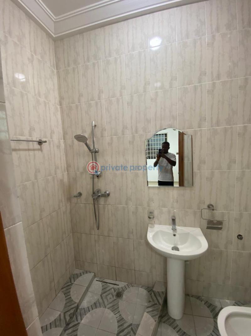 4 bedroom Townhouse For Rent Madina Estate Madina La Nkwantanang Madina Municipal Accra - 11