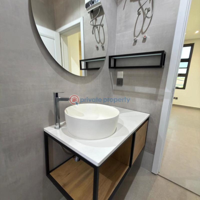 4 bedroom House For Sale East Airport Airport Residential Area Accra - 12