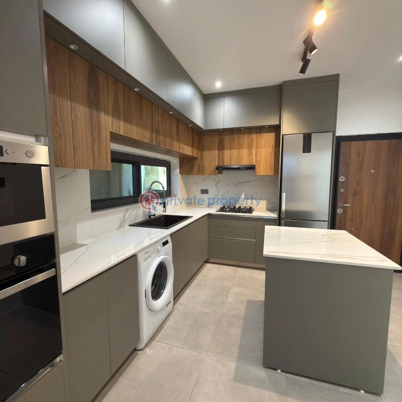 4 bedroom House For Sale East Airport Airport Residential Area Accra - 4