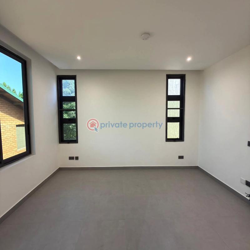 4 bedroom House For Sale East Airport Airport Residential Area Accra - 10