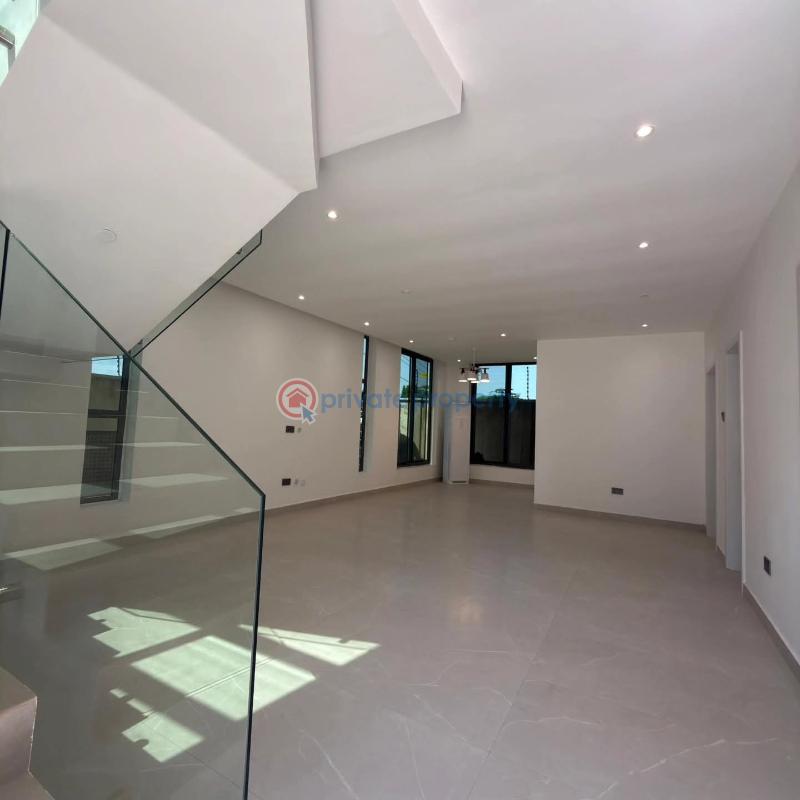 4 bedroom House For Sale East Airport Airport Residential Area Accra - 3