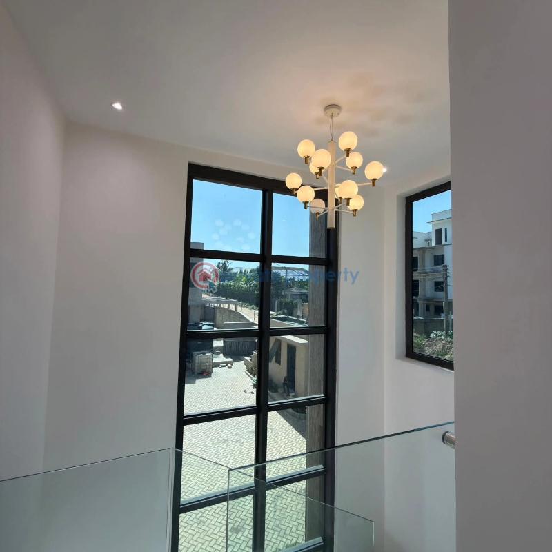 4 bedroom House For Sale East Airport Airport Residential Area Accra - 8