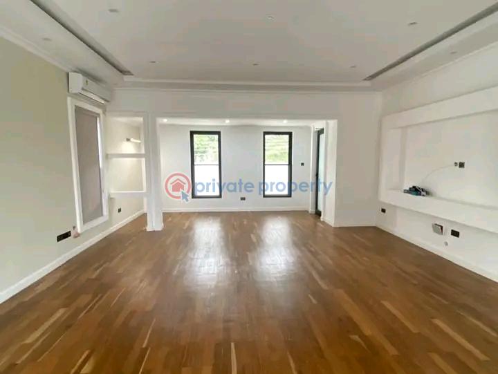 4 bedroom Townhouse For Rent Labone Labadi-Aborm Accra - 9