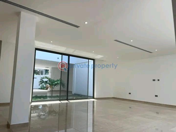 4 bedroom Townhouse For Rent Labone Labadi-Aborm Accra - 4