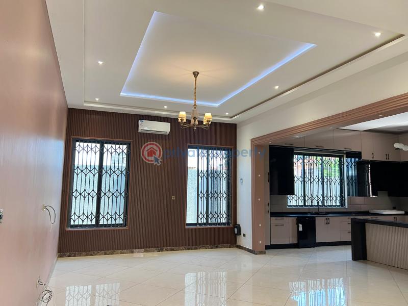 7 bedroom House For Sale Spintex Accra - 6