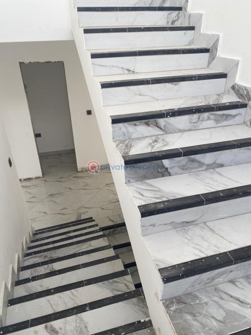 5 bedroom House For Sale American House East Legon Accra - 9